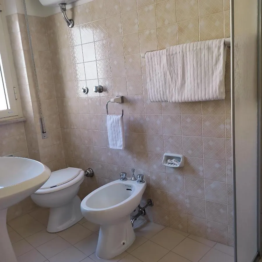 Piccolo Hotel Nuova Gestione Cala Gonone 2*,