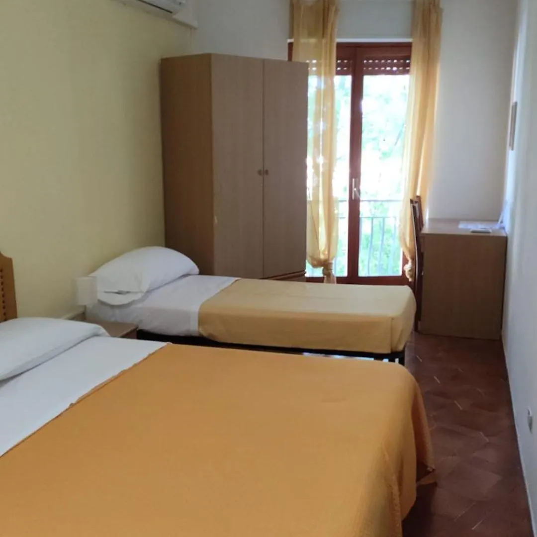Piccolo Hotel Nuova Gestione Cala Gonone 2*,  Italia